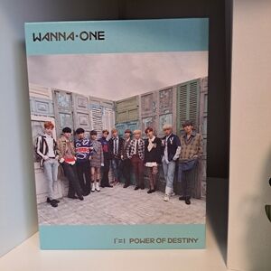 Wanna One power of destiny album